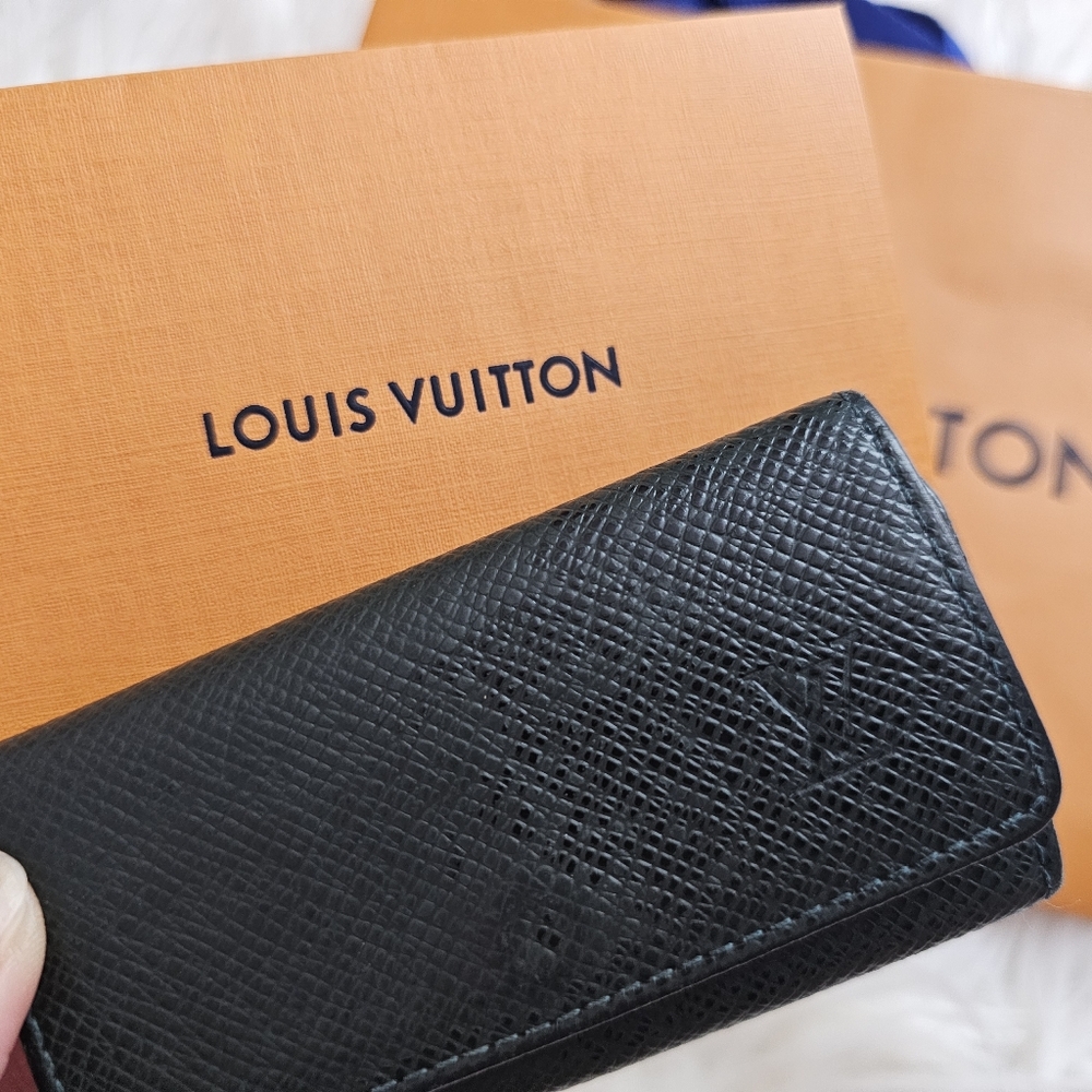 Louis Vuitton midnight green Key Holder